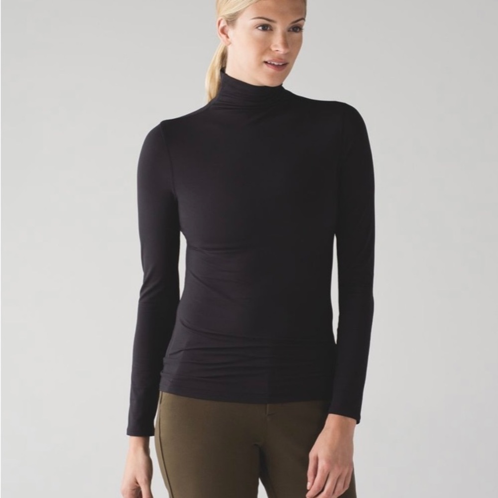 Lululemon (2) lightweight turtlenecks size 8 - Picture 1 of 3